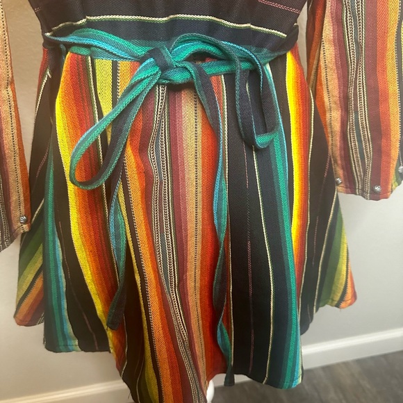 Silverado Serape Top - Size XS **Like New** - Picture 7 of 10